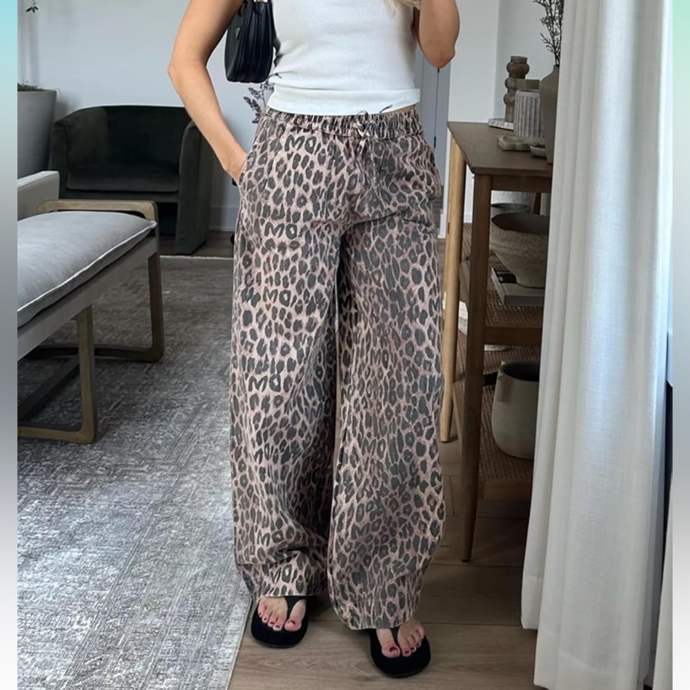 Stylish Leopard Print Wide-Leg Denim